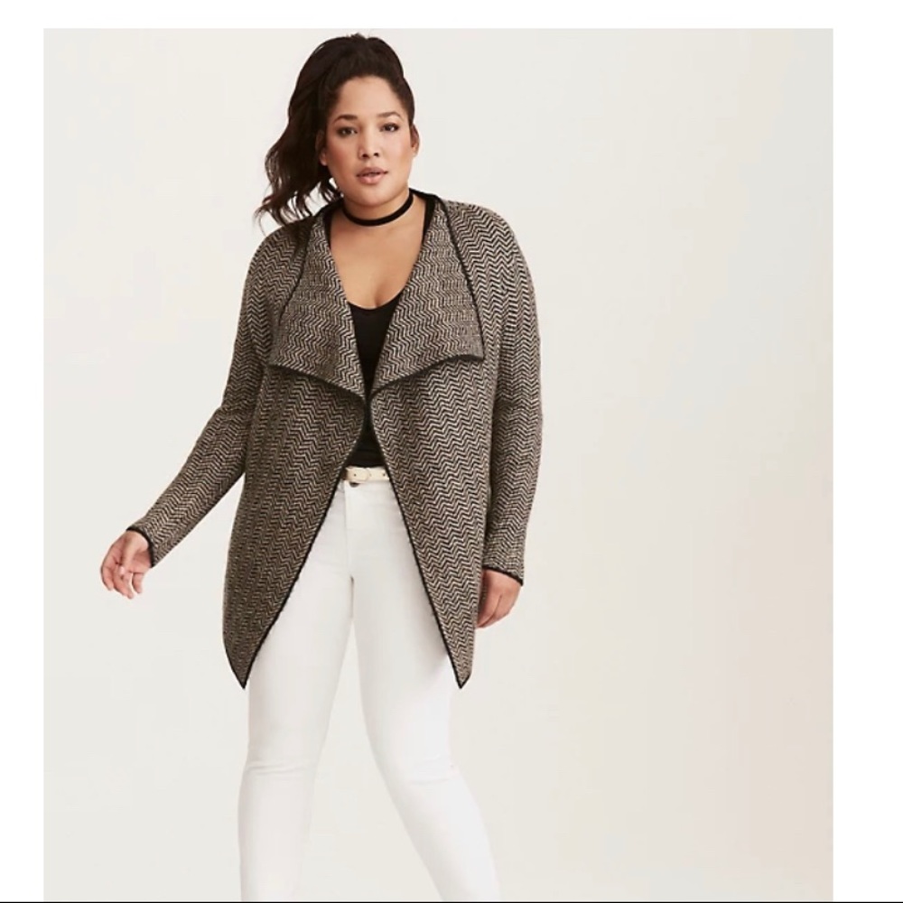 Chevron Pattern Draped Cardigan